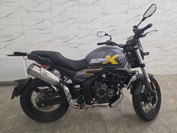 2026 Voge AC525X, серебристый, 570000 рублей