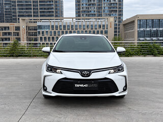 2022 Toyota Corolla XII (E210), белый, 1460005 рублей, вид 2
