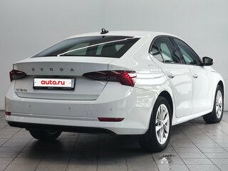 2021 Skoda Octavia IV (A8), белый, 2370000 рублей, вид 5