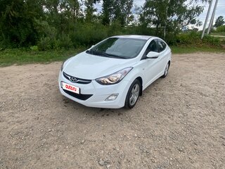 2013 Hyundai Elantra V (MD), белый, 750000 рублей, вид 4