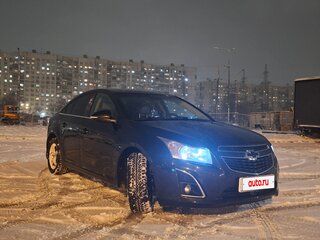 2013 Chevrolet Cruze I Рестайлинг, чёрный, 800000 рублей, вид 1
