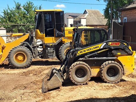 2019 New Holland L - series, жёлтый, 4000000 рублей, вид 4