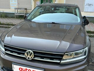 2017 Volkswagen Tiguan II, коричневый, 1999000 рублей, вид 1