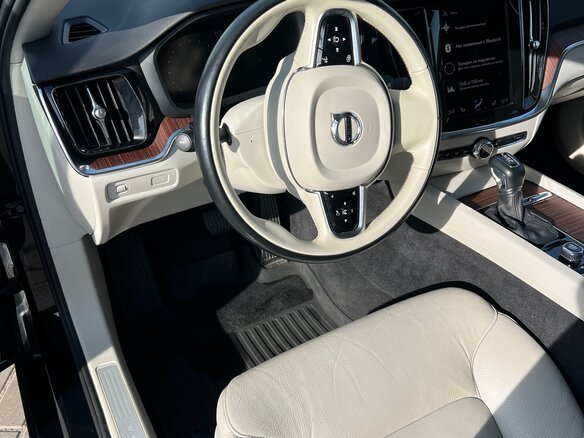 2020 Volvo S60 Mild Hybrid III, чёрный, 2250000 рублей - вид 11