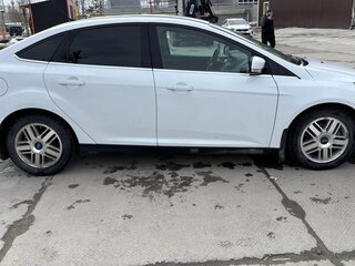 2012 Ford Focus III, белый, 1200000 рублей, вид 3