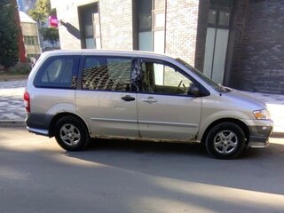 2001 Mazda MPV II (LW), бежевый, 430000 рублей, вид 2