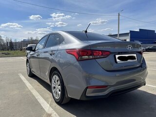 2018 Hyundai Solaris II, серый, 1500000 рублей, вид 5