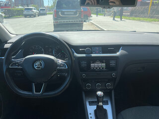 2015 Skoda Octavia III (A7), серый, 1800000 рублей, вид 3