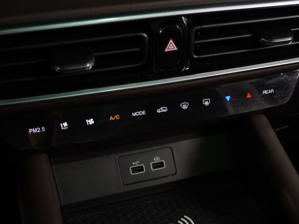2023 Jetour X90+, чёрный, 2319000 рублей - вид 23