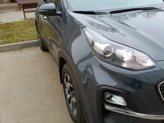 2020 Kia Sportage IV Рестайлинг, серый, 2800000 рублей, вид 3