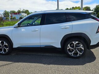 2024 Geely Atlas II, белый, 2795000 рублей, вид 4