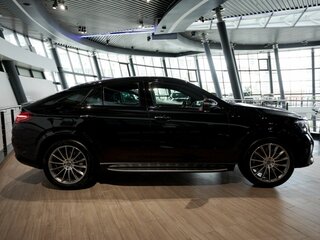 2025 Mercedes-Benz GLE Coupe 450 II (C167) Рестайлинг, чёрный, 14500000 рублей, вид 4
