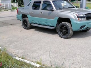 2001 Chevrolet Avalanche I, белый, 1300000 рублей, вид 3
