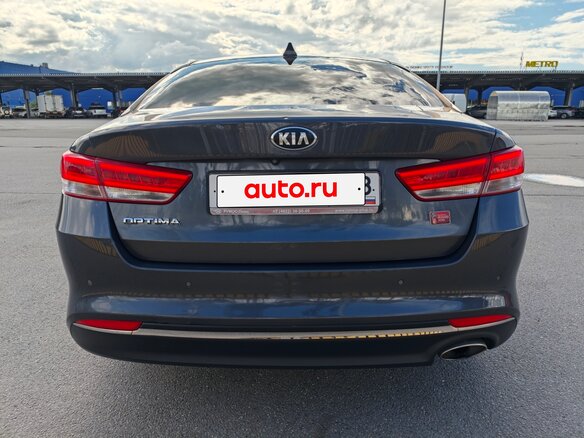 2018 Kia Optima IV, серый, 1400000 рублей - вид 2
