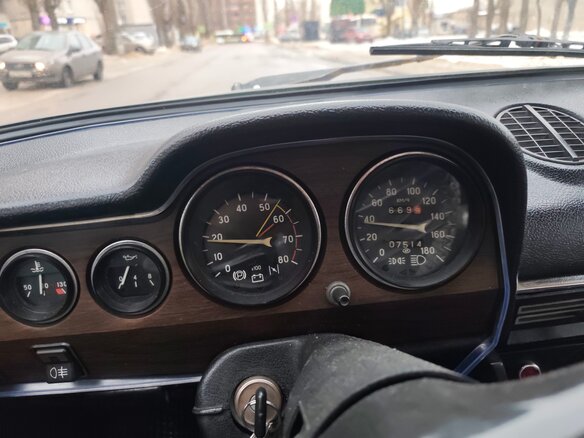 1984 Lada (ВАЗ) 2106, жёлтый, 65000 рублей - вид 9