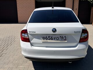 2018 Skoda Rapid I Рестайлинг, белый, 1550000 рублей, вид 3