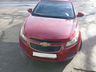 2011 Chevrolet Cruze I, красный, 450000 рублей, вид 2