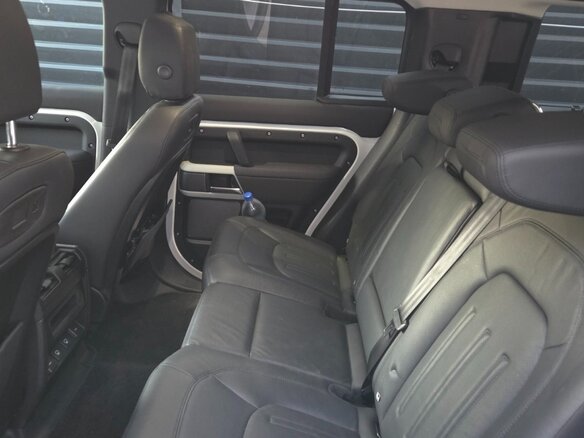 2021 Land Rover Defender 110 II, белый, 3517920 рублей - вид 6