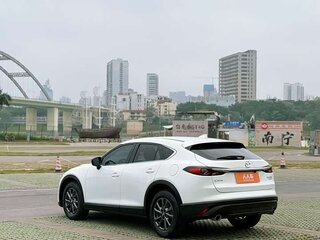 2021 Mazda CX-4 I Рестайлинг, белый, 1880000 рублей, вид 5