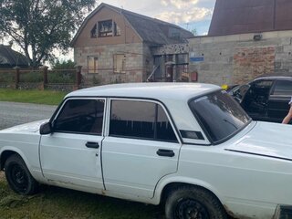 2008 Lada (ВАЗ) 2105, белый, 150000 рублей, вид 4