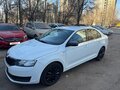 2019 Skoda Rapid I Рестайлинг, белый, 800000 рублей