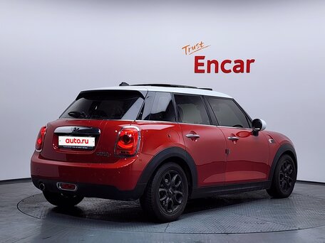 2015 Mini Hatch Cooper III (F55/F56), пурпурный, 1260000 рублей, вид 2
