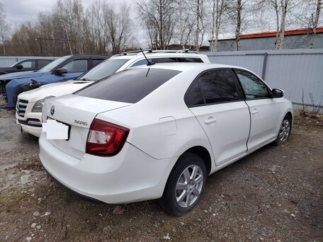2017 Skoda Rapid I, белый, 486000 рублей, вид 5