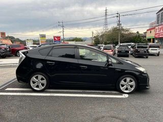 2015 Toyota Prius III Рестайлинг (XW30), чёрный, 1250000 рублей, вид 3