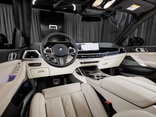 2025 BMW X7 40i I (G07) Рестайлинг, серый, 23581300 рублей, вид 3