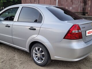 2009 Chevrolet Aveo I Рестайлинг, серебристый, 450000 рублей, вид 5