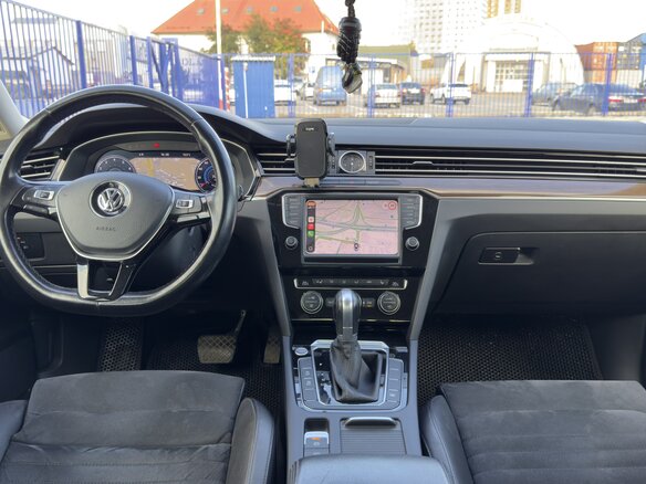 2015 Volkswagen Passat B8, чёрный, 1525000 рублей - вид 12
