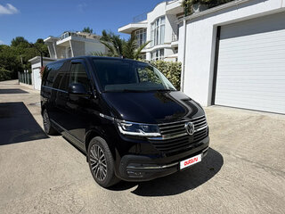 2021 Volkswagen Multivan T6 Рестайлинг, чёрный, 8500000 рублей, вид 2