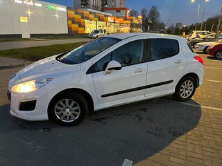 2011 Peugeot 308 I Рестайлинг, белый, 290000 рублей, вид 1