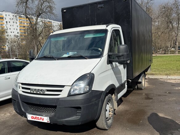 2011 Iveco Daily, белый, 500000 рублей - вид 2