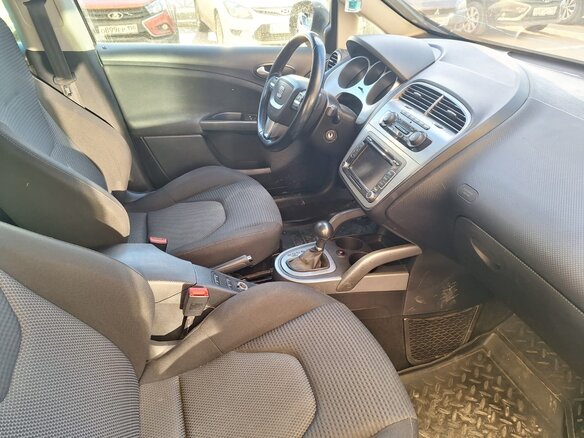2012 SEAT Altea Freetrack I Рестайлинг, серебристый, 950000 рублей - вид 8