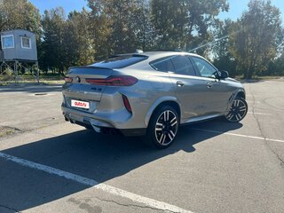 2021 BMW X6 M III (F96), серый, 10000000 рублей, вид 4