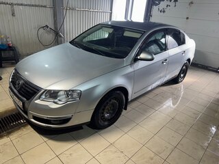 2006 Volkswagen Passat B6, серебристый, 580000 рублей, вид 4