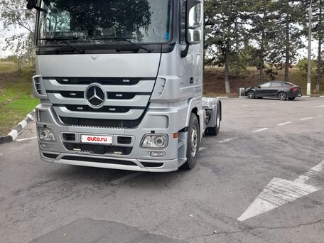 2009 Mercedes-Benz Actros, серебристый, 3000000 рублей, вид 4
