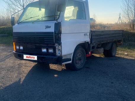 1989 Mazda Titan, белый, 520000 рублей, вид 3