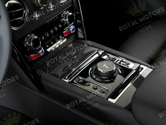 2025 Rolls-Royce Cullinan Black Badge I Рестайлинг (Series II), серый, 61900000 рублей - вид 9