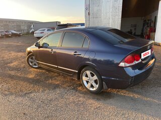 2010 Honda Civic VIII Рестайлинг, синий, 700000 рублей, вид 3