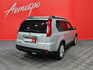 2014 Nissan X-Trail II Рестайлинг, серебристый, 1470000 рублей, вид 5