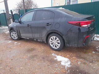 2018 Kia Rio IV, чёрный, 1250000 рублей, вид 2