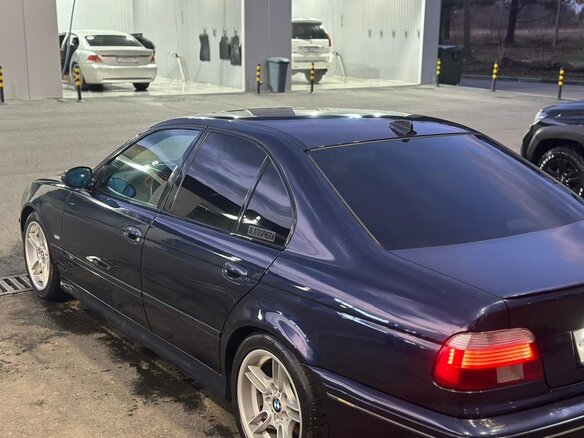 2000 BMW 5 серии 540i IV (E39) Рестайлинг, синий, 1000000 рублей - вид 11