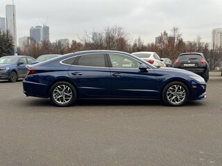 2020 Hyundai Sonata VIII (DN8), синий, 2370000 рублей, вид 4