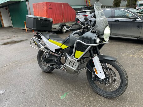 2023 Husqvarna Norden 901, чёрный, 1390000 рублей, вид 3