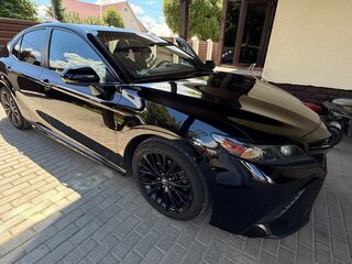 2019 Toyota Camry US Market VIII (XV70), чёрный, 2100000 рублей, вид 1
