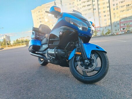 2016 Honda GL 1800 Gold Wing, синий, 1596211 рублей, вид 5