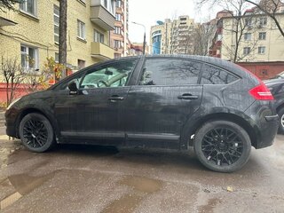 2010 Citroen C4 I Рестайлинг, чёрный, 325000 рублей, вид 3