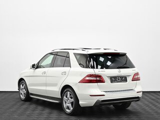 2013 Mercedes-Benz M-Класс 350 III (W166), белый, 1649000 рублей, вид 2